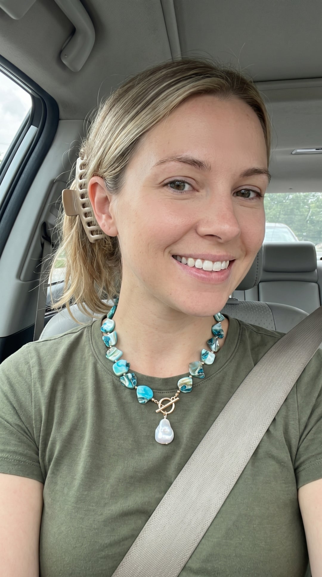 Alyssa G. wearing the Ariel Lagoon Pearl