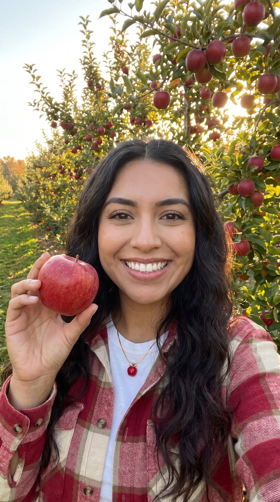 Serena M. wearing the Snow White Candy Apple